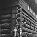 „Forestry Building“ – největší dřevěný srub s tragickým koncem - the-forestry-building-12