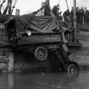 „Bouračky“ (nejen) ve 30. letech minulého století objektivem profesionálního fotografa - vintage-photos-car-wrecks (11)