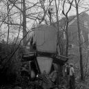 „Bouračky“ (nejen) ve 30. letech minulého století objektivem profesionálního fotografa - vintage-photos-car-wrecks (3)