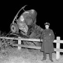 „Bouračky“ (nejen) ve 30. letech minulého století objektivem profesionálního fotografa - vintage-photos-car-wrecks (38)